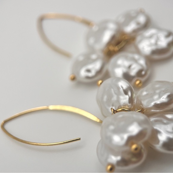 Anthro Natural Pearl Drop Earrings - Picture 2 of 5